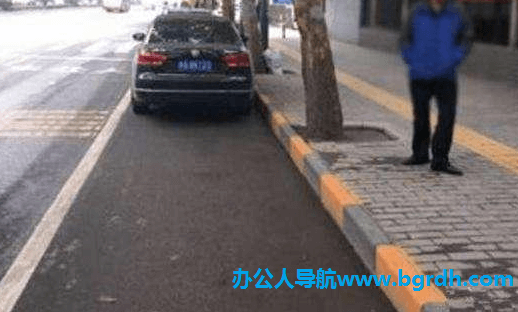 路邊那些位置可以停車,打車,等車,出租車可以停靠上客的位置插圖5 路邊那些位置可以停車,打車,等車,出租車可以停靠上客的位置插圖5