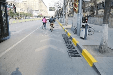 路邊那些位置可以停車,打車,等車,出租車可以停靠上客的位置插圖7 路邊那些位置可以停車,打車,等車,出租車可以停靠上客的位置插圖7